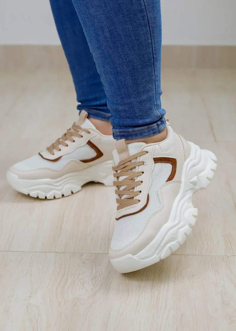 Zapatilla Beige