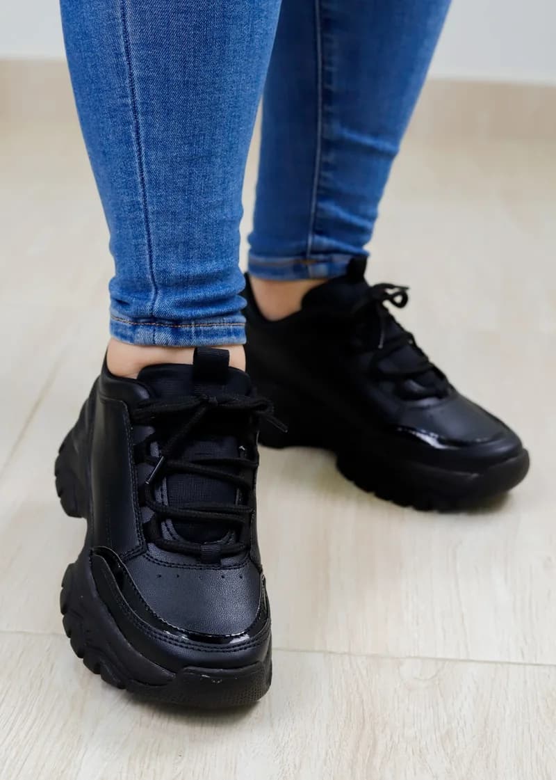 Zapatilla Negro 2